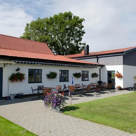 Österlens Karlsgård-2